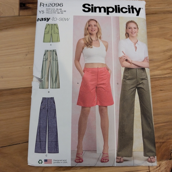 Assorted Sewing Patterns - Picture 6 of 8